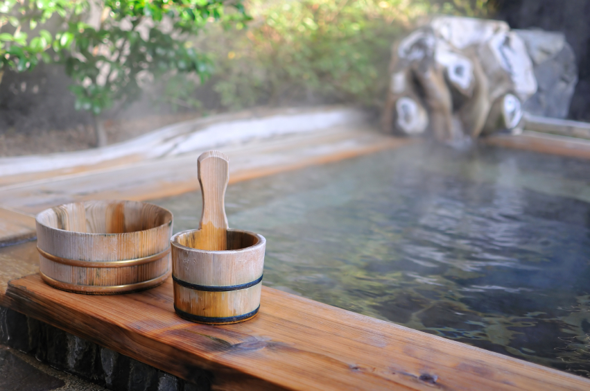 http://community.asiarooms.com/wp-content/uploads/2013/05/Onsen.jpg